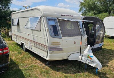 1995 Avondale Hawk ‘pet-friendly’ adapted caravan with motor mover