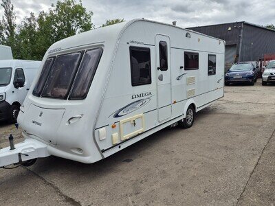 Compass Omega 550 Single axle Fixed Island bed 4 berth Touring caravan