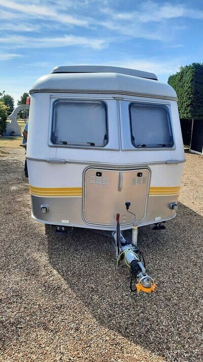 ERIBA 540 TOURING TROLL CARAVAN 2001