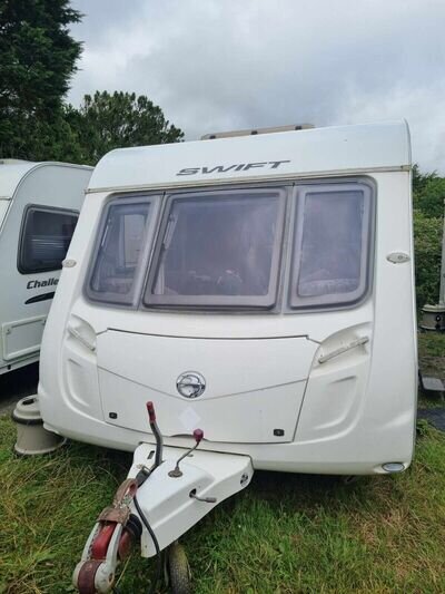 SWIFT Caravan ISLAND BED fixed bed V Good condition 2010, Awning, can deliver. SWIFT Caravan ISLAND BED fixed bed V Good condition 2010, Awning, can deliver.