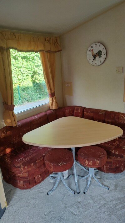 Willerby Beaumaris static caravan 2007 6 berth two bedrooms 35'×10' 365 day site