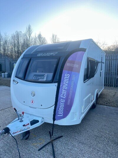 SWIFT FREESTYLE, 2018 MODEL, 2 BERTH, MOTOR MOVER!!!