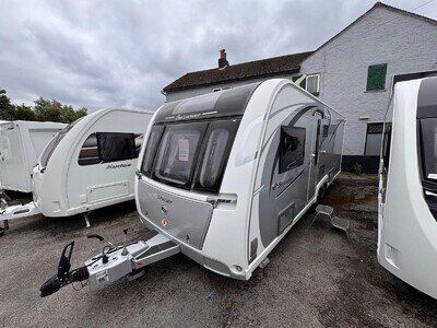 BUCCANEER CRUISER 2017 MODEL TWIN AXLE FIXED ISLAND BED TOURING CARAVAN