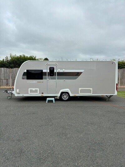 2019 ELDDIS CRUSADER MISTRAL MOTOR MOVER ISLAND BED 4-BERTH