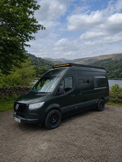 Mercedes Sprinter Camper Van MWB Off Grid Luxury Motorhome 4 Season 4 Berth