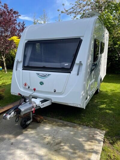 2/4 Berth Touring Caravan. No reserve 2/4 Berth Touring Caravan. No reserve