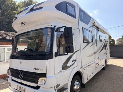 RS Race Cruiser Race Truck Motorhome