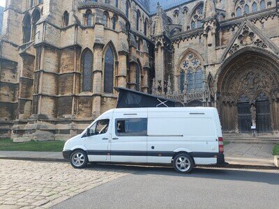 Mercedes Sprinter Camper Van Pop Top
