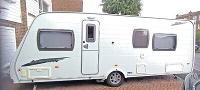 Lunar Lexon SB 4 Berth Caravan Fixed Single Beds 2009 Lunar Lexon SB 4 Berth Caravan Fixed Single Beds 2009