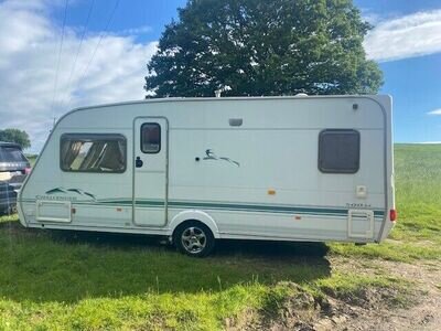 Swift Challenger 500 SE Caravan. Fixed bed and Motor Mover. Swift Challenger 500 SE Caravan. Fixed bed and Motor Mover.