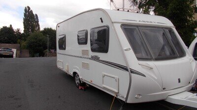 Abbey Vogue 470 4 Berth Light Weight Fixed Bed Caravan With Mover & Accessories