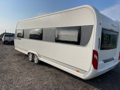 2014 HOBBY 695 VIP 5 Berth fixed island bed 2014 HOBBY 695 VIP 5 Berth fixed island bed