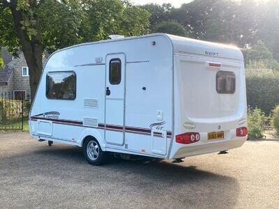 Swift Charisma 220 2 berth lightweight caravan (Derbys) Swift Charisma 220 2 berth lightweight caravan (Derbys)