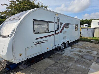 Swift Ace Prestige 2015 6 Berth Caravan