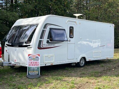 Lunar clubman SI 4 Berth Caravan Fixed transverse island Bed