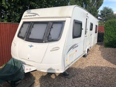 Lunar Quasar 626 - 6 Berth caravan W/Awning 2010 - Complete Kit for camping Lunar Quasar 626 - 6 Berth caravan W/Awning 2010 - Complete Kit for camping