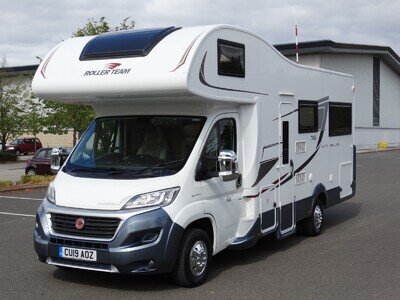 2019 FIAT 2.3 DIESEL ROLLER TEAM 746 MOTORHOME 6 BERTH 6 BELT REAR LOUNGE 3500KG