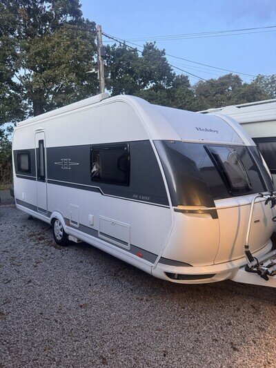 2019 Hobby 515 UHL 6 Berth Single Axle Family Caravan - Packed With Extras