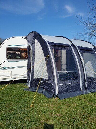 2004 Abbey Safari 470 2 Birth Caravan With Motor Mover