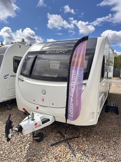 SWIFT FINESSE 880, 2022 MODEL, 4 BERTH, FIXED TRANS ISLAND BED!!!