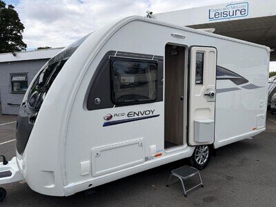 2023 SWIFT ACE ENVOY, COMPACT LIGHT WEIGHT FIXED BED CARAVAN, SOLAR, BBQ POINT