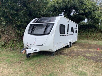 Swift Fairway 636 Twin Axle 6 Berth Triple Bunk Beds Caravan