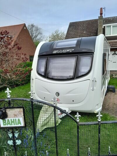 swift conqueror 480 2 birth 2014 swift conqueror 480 2 birth 2014