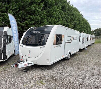 ✅2021 ISLAND BED SWIFT 4 BERTH CARAVAN - MOTOR MOVER - AWNING - SOLAR PANEL✅