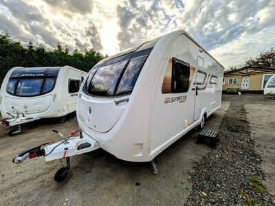 2021 SWIFT SPRITE MAJOR 4SB - 4 BERTH CARAVAN W/ FIXED ISLAND BED & MOTOR MOVER