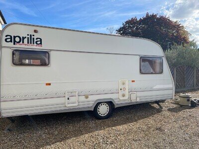 5 Birth Avondale Touring Caravan 1997 With Awning And Extras