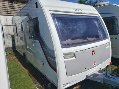 2016 Lunar Venus 460 2 Berth End Washroom Caravan 2016 Lunar Venus 460 2 Berth End Washroom Caravan