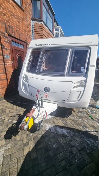 Swift Safari Charisma 560 2010 4 Berth Touring Caravan With Awning And... Swift Safari Charisma 560 2010 4 Berth Touring Caravan With Awning And...