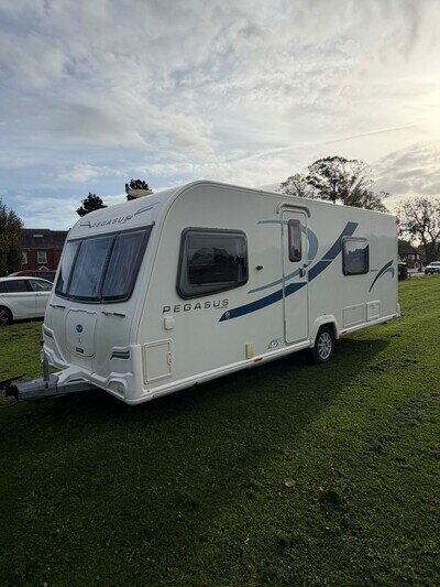 Bailey Pegasus Verona Fixed Bed 2012 Back End Bathroom!!l