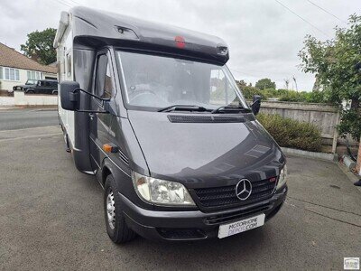 Burstner T-680 2004 Automatic, Hab Air Con Unit Mercedes with only 42800 miles