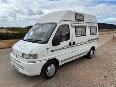 Bessacarr E370 high top camper 2000 V Reg full mot