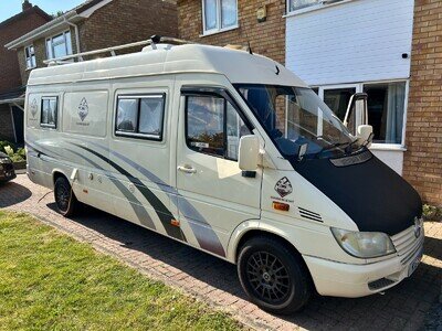 MERCEDES BENZ SPRINTER MOTORHOME / RACE VAN (Professional conversion)