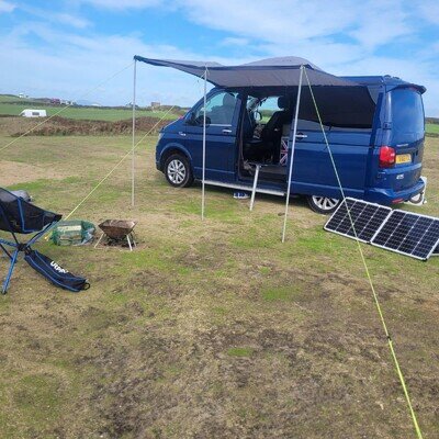 VW T6 Campervan – Pop Top – 5 Seats – Lithium/Victron/Solar/Diesel Heater