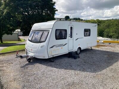 2010 Lunar Clubman SE - 4 Berth Touring Caravan with Fixed Rear Bed 2010 Lunar Clubman SE - 4 Berth Touring Caravan with Fixed Rear Bed