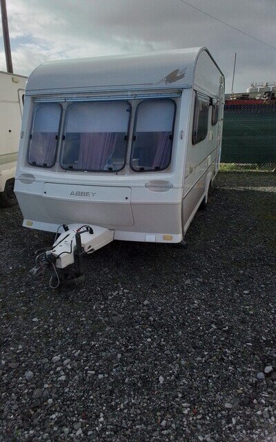 Abbey piper 14.4l ex 1992 4 berth trade sale parts or repair.
