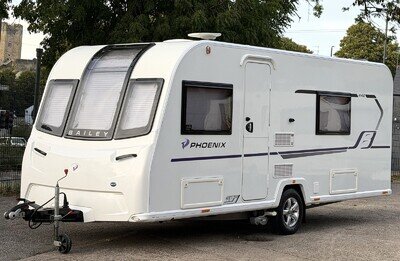 2020 BAILEY PHOENIX 440/4, 4 BERTH FIXED BED, END BATHROOM, MOTOR MOVER, AWNING!