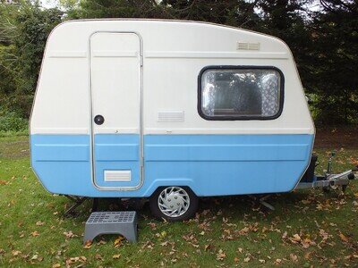1995 2 BERTH CARAVAN FREEDOM JETSTREAM RECENT REFIT WITH MOTOR MOVER AND EXTRAS