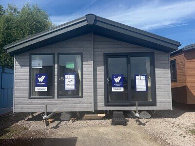 BRAND NEW RESIDENTIAL SPECIFICATION WILLERBY NEW HOLLAND LODGE FOR SALE OFF SITE