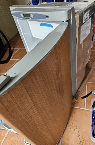 Thetford Motorhome Fridge N97 3 Way Supply In Good Condition Used Working