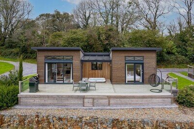 Hampton in Narberth - Lodge / Caravan