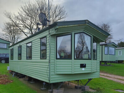 Holiday Home on Peaceful Little Park near Filey & Scarborough, Yorkshire Holiday Home on Peaceful Little Park near Filey & Scarborough, Yorkshire
