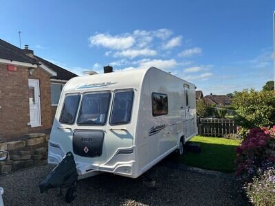 2010 Bailey Pegasus 462 Motor-Mover. 2 berth. Rear washroom. 2010 Bailey Pegasus 462 Motor-Mover. 2 berth. Rear washroom.
