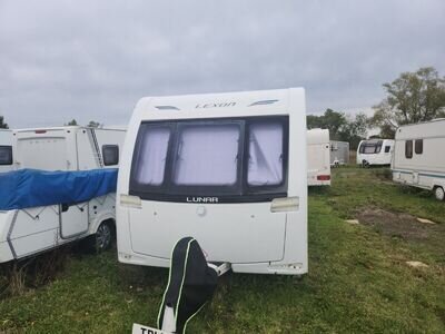 LUNAR LEXON 470 CARAVAN 2 BERTH END WASHROOM MOTOR MOVER 2015 LUNAR LEXON 470 CARAVAN 2 BERTH END WASHROOM MOTOR MOVER 2015