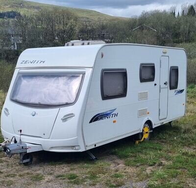 Lunar Zenith 5 Berth Caravan Lunar Zenith 5 Berth Caravan