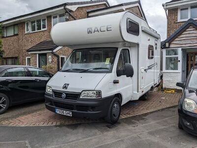 Fiat ducato motorhome. 2006. 50k miles. 4 / 5 birth