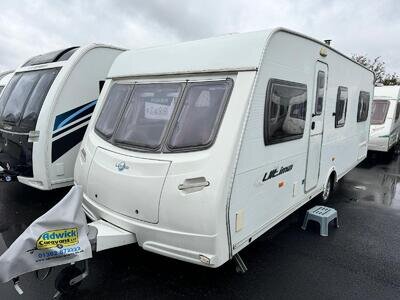 Lunar Ultima EB 4 Berth Fixed Bed Side Washroom Lunar Ultima EB 4 Berth Fixed Bed Side Washroom
